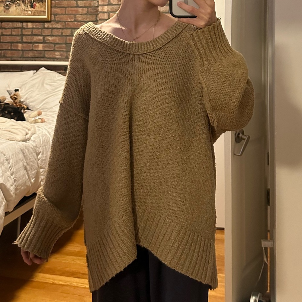 Free people sweater